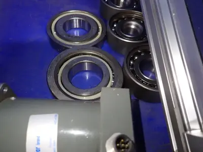 Cylinders / Bearings