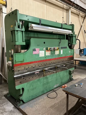 Used CINCINNATI 175CBx10ft. Press Brakes | Equipment Recovery Corp. #1330950