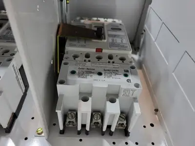 Used EATON HFD3015 Switchgears British Columbia CA | Lenmark #240427