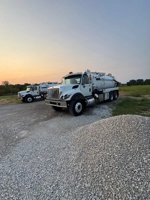 2017 Transway Liquid Vacuum Truck DOT Industrial Vac | VacSource (6)