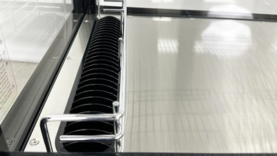 171-0352 4 Sided Glass Self Contained Freezer