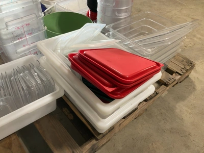 Used MIXED LOT OF PLASTIC RESTAURANT EQUIPMENT Food Storage & Transportation Michigan US | Miedema Asset Management Group #1761530