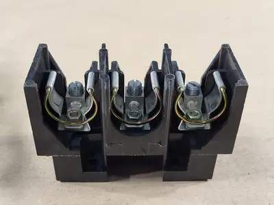 USED SQUARE D D-400555-00 CAV-1