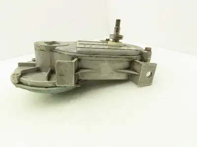 Yaskawa Electric PMEE-12CBB Welder Wire Motor Feeder 24VDC Motor & Gearbox Only