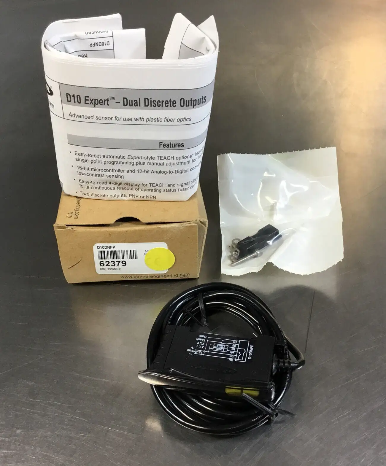 BANNER ENGINEERING D10DNFP / 62379 Dual Discrete Sensor 12-24VDC 3E-29