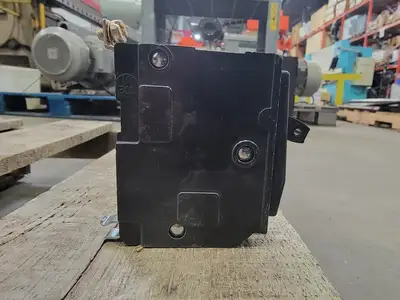 USED SQUARE D QOB115