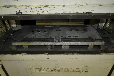 USED ROUSSELLE NO6B