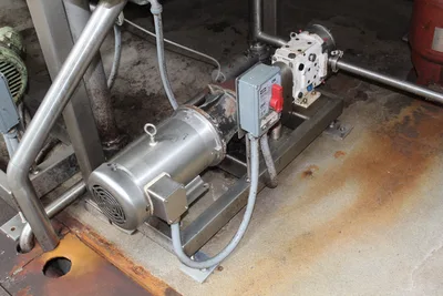 Displacement Pump