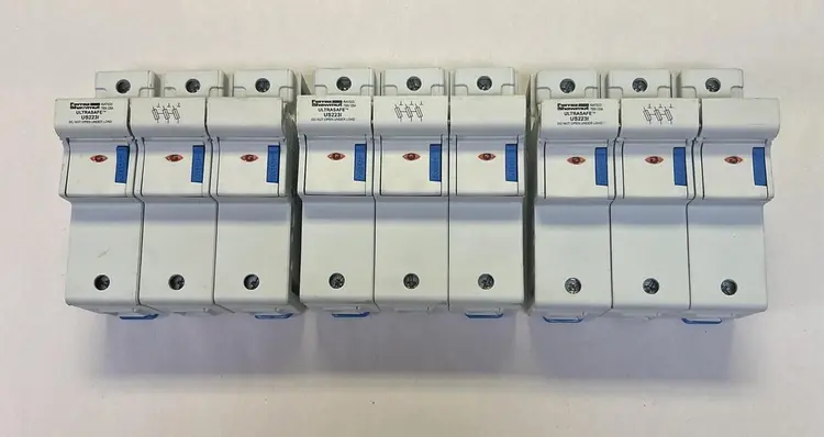 Used FERRAZ SHAWMUT US223I Miscellaneous Equipment (Electrical & Power) | Surplus Asset Holdings #1196027