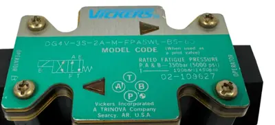 USED VICKERS DG4V-3S-2A-M-FPA5WL-B5-60 HYDRAULIC VALVE 02-109627