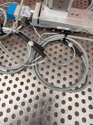Used FESTO DGSL-10-30-P1A COMPACT DOUBLE ACTING PNEUMATIC SLIDE ACTUATOR Electronics & Components California US | Equipment Lab #1466102