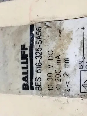 USED BALLUFF BES 516-325-SA56