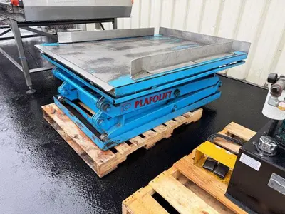 STORCAN Semi-Automatic Depalletizer