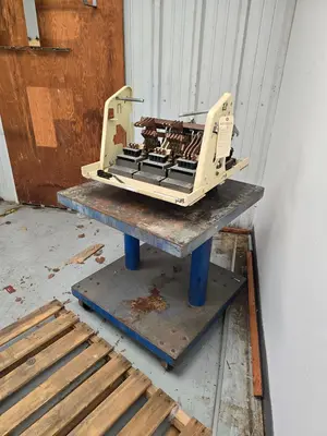 Used _UNKNOWN_ _UNKNOWN_ Estate & Personal Property Indiana US | Myron Bowling Auctioneers Inc #1504014