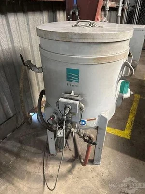 USED 2012 FLOW MACH