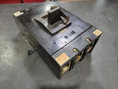 400 Amp, 3 Pole Circuit Breaker