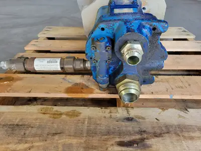 Used VICKERS PVQ45R Parts (Hydraulics and Pneumatics) British Columbia CA | Lenmark #1440876