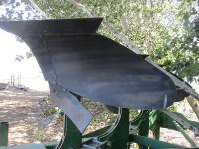 Ace Rollover Plow - 4 Bottom