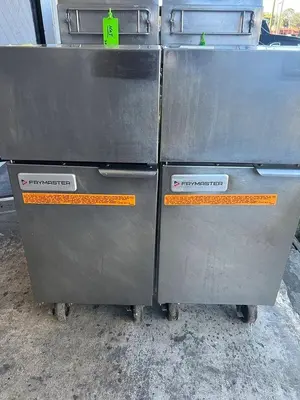 Used: Frymaster GF14 Gas Fryer – (1) 40 lb Vat, Floor ModelUsed: Frymaster GF14 Gas Fryer – (1) 40 lb Vat, Floor Model