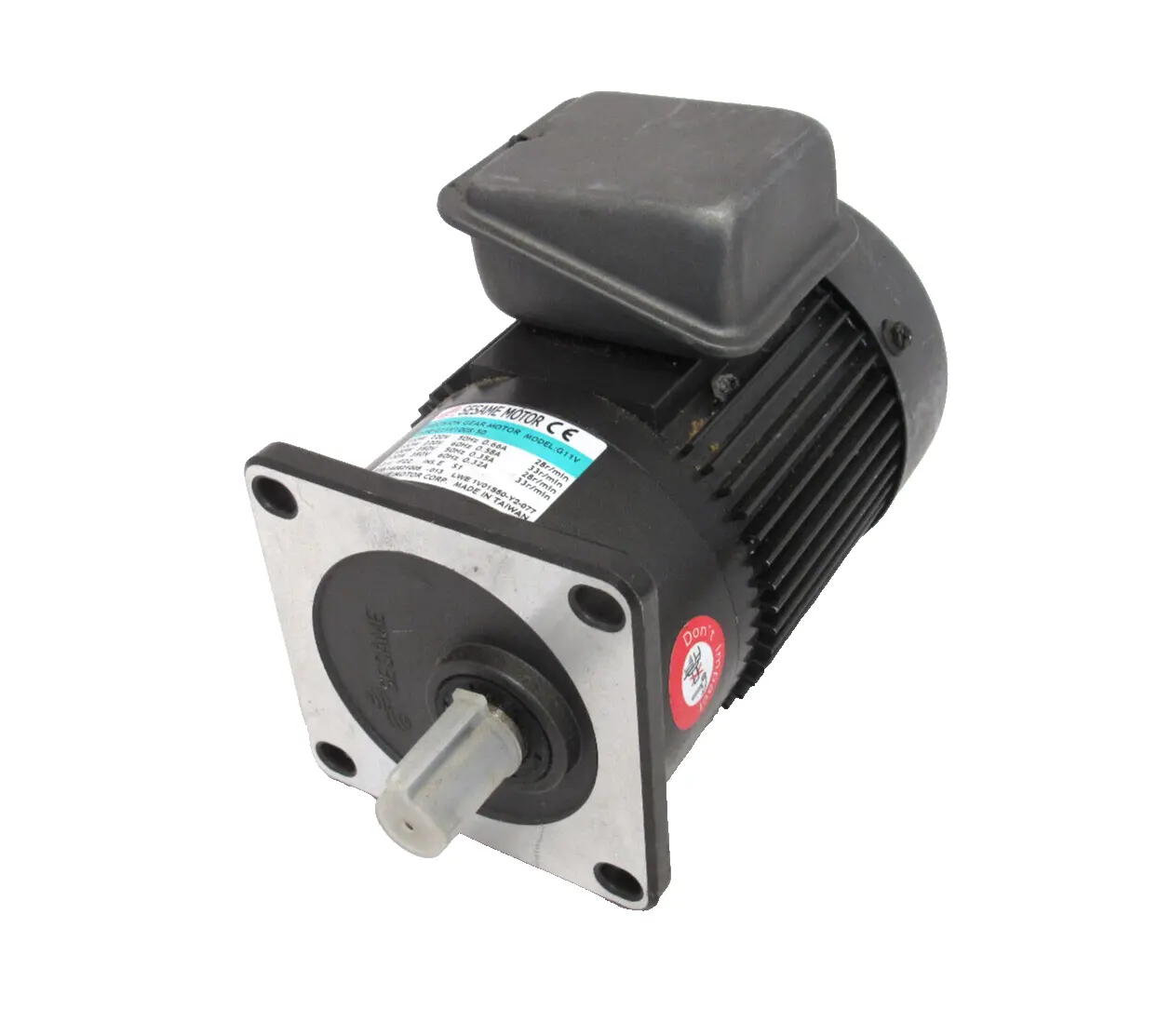 NEW SESAME G11V100S-50 MOTOR 220/380V G11V100S50 1:50