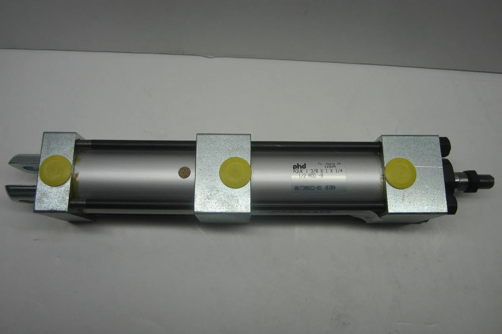 NEW PHD A3VK 1 3/8 X 1 X 1/4 1/2 ROD-B CYLINDER