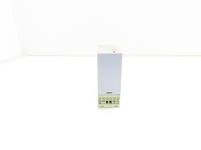 EM609 Temperature Converter 11-Pin Relay w/Base
