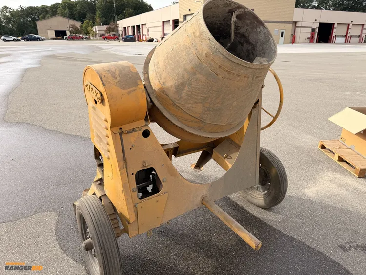 Used REX CEMENT MIXER Cement Mixers Michigan US | Miedema Asset Management Group #1441735