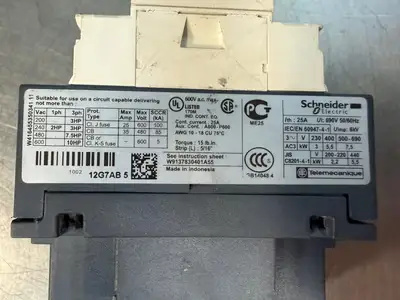 Schneider Electric LC1D12 Contactor LC1D12 / 12G7AB (4.1.3)