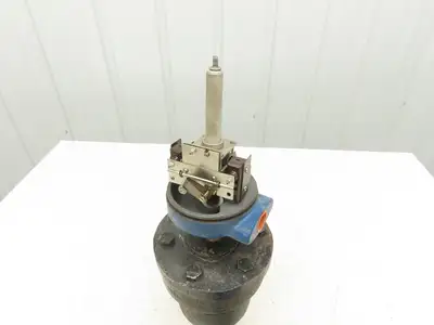 Robertshaw 83842-A1 Level AC Liquid Level Float Control Valve 1"NPT 120/240V