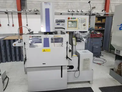 USED 2010 MITSUBISHI EA8