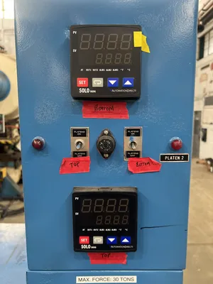 USED WABASH WABASH 30-2424-2STM PRESS