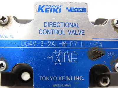 Tokyo Tokimec DG4V-3-2AL-M-P7-H-7-54 Directional Control Solenoid Valve 24VDC
