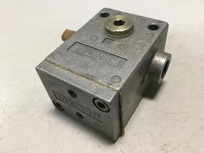 Used FESTO VAK-1/4 Valves/Fittings Michigan US | Ideal Machinery #1277095