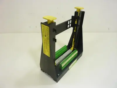 USED MURR ELEKTRONIK 63001