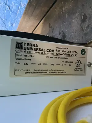 Used 2018 TERRA UNIVERSAL 168891A48SD Laminar Flow Hoods Ohio US | HGR 24 #1520822