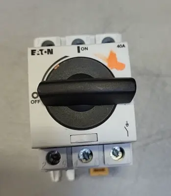 Eaton R5A3040U Disconnect Switches 40A 600V (BIN3.5.4).