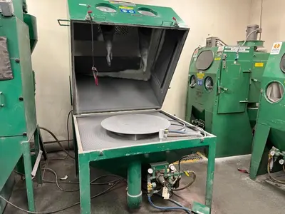 USED ABRASIVE BLAST SYSTEMS SAND BLAST CABINET