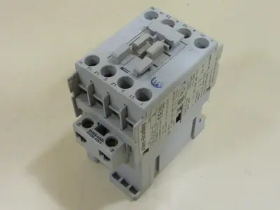 USED ALLEN BRADLEY 100-C12.10 SER A
