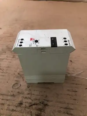 Carlo Gavazzi EUAC480 3 Phase Control Relay 480VAC 408-552V