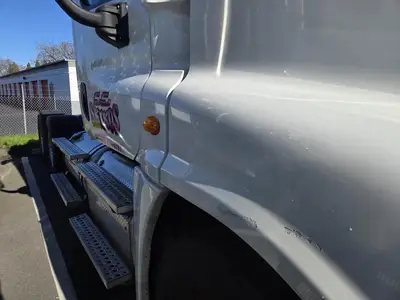 USED 2016 FREIGHTLINER CASCADIA 125
