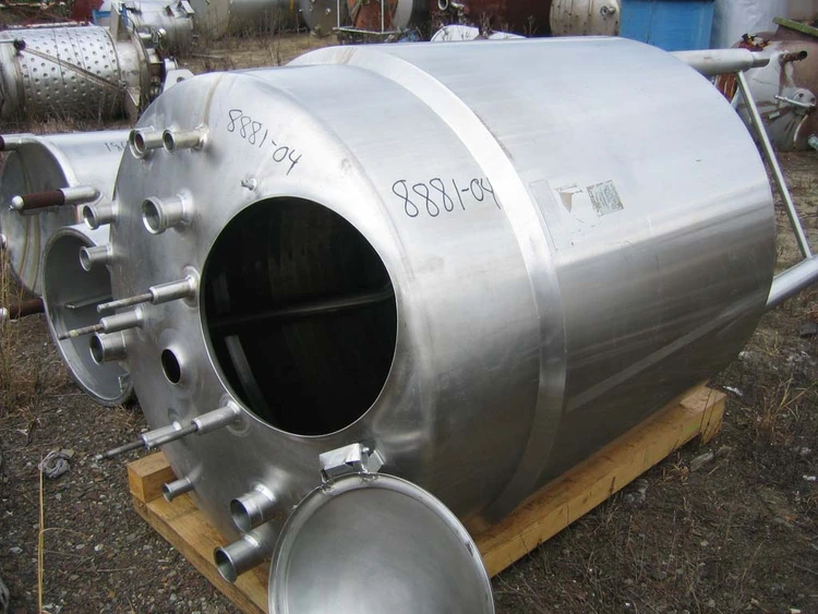Used CHERRY-BURRELL 300 GALLON Stainless Steel Tanks New Jersey US | Perry Equipment #120021