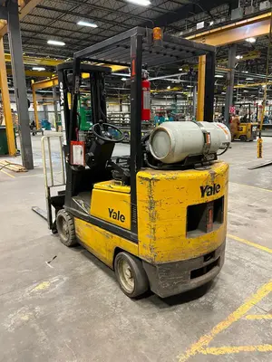 Used 2001 _UNKNOWN_ _UNKNOWN_ Liquid Propane Forklifts Virginia US | Myron Bowling Auctioneers Inc #1561901