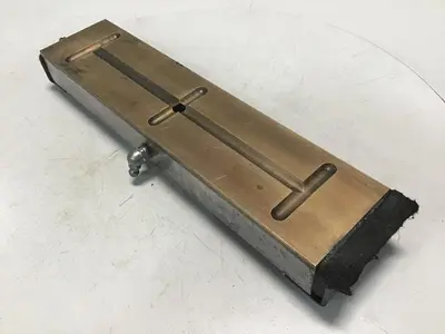USED CINCINNATI MILACRON 243099