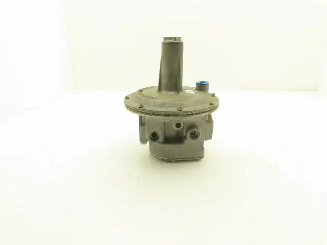Maxitrol 210DZ Gas Service Regulator 5psi Max 1-1/2"NPT Zero Governor