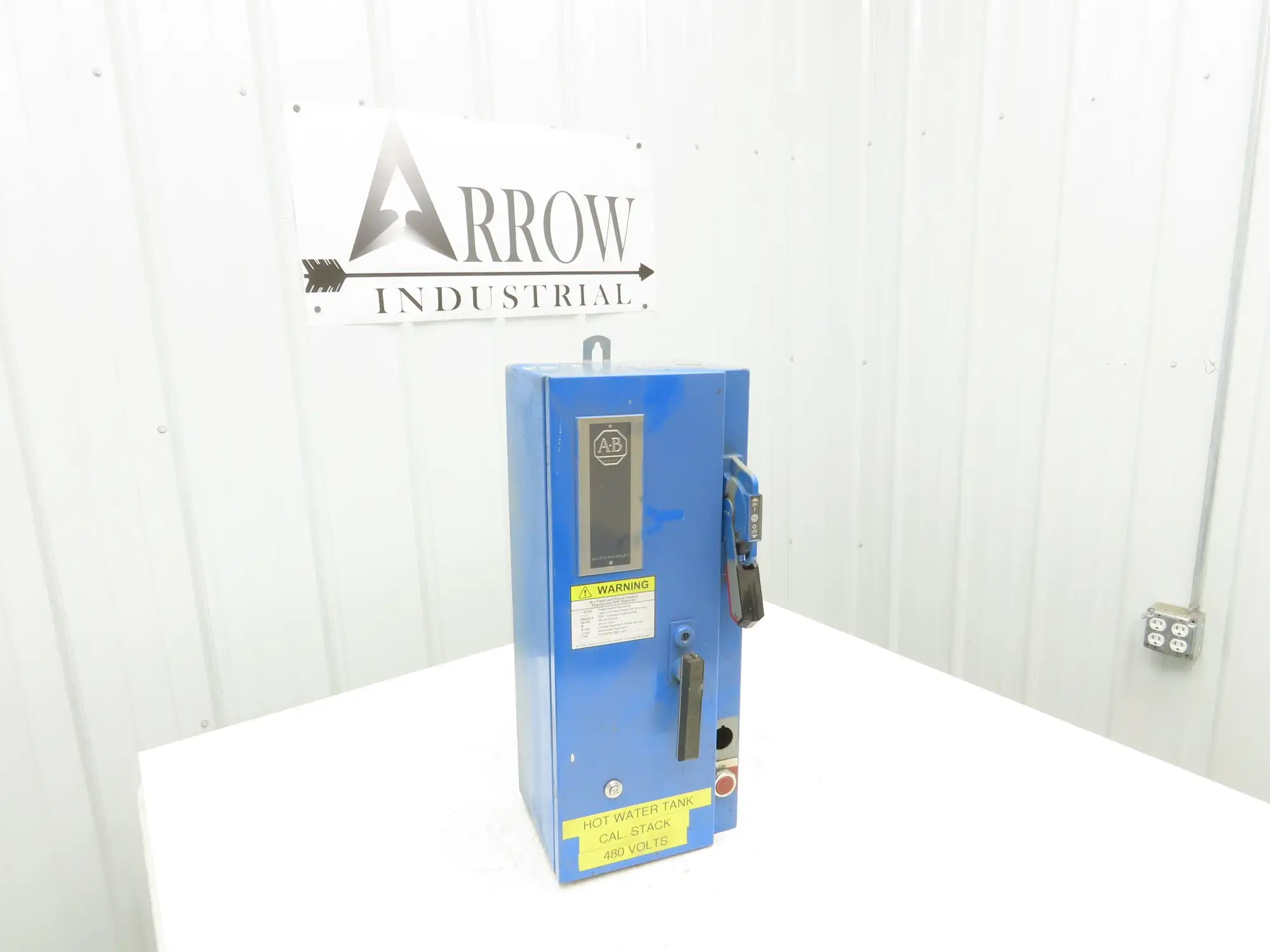 Allen-Bradley 512-BJB-6P-24R Combination Starter Fusible 600V 3PH 10HP