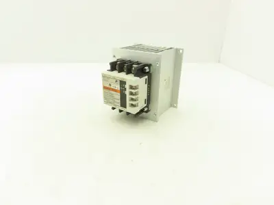 Fuji Electric SS402E-3Z-D3 Solid State Contactor Relay 240vac 50/60Hz .4A 3 Pole