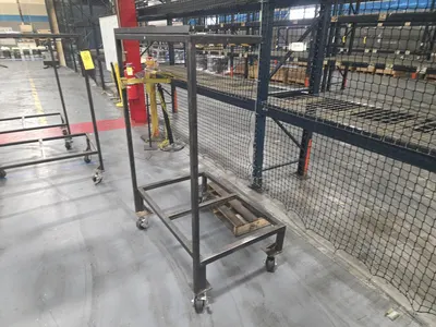 (1)Rolling Pallet Stand