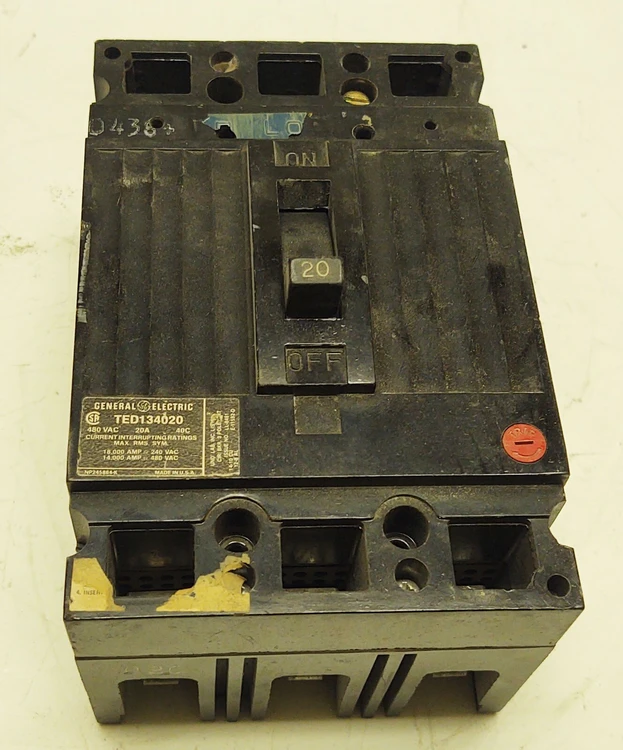 Used GE TED134020 Circuit Breakers Kentucky US | Edwards Industrial Repair #978118