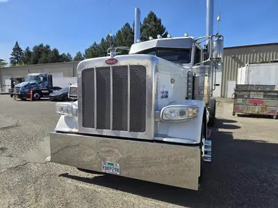 USED 2020 PETERBILT 389