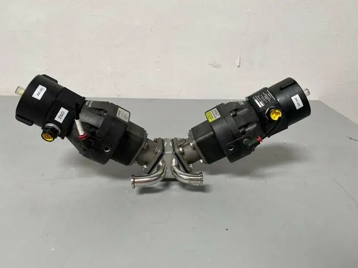 Used 2 ITT SHEROTEC 3-WAY STAINLESS STEEL VALVES W/  POSITION MONITOR & 3/4" SANITARY Valves/Fittings California US | Equipment Lab #485339